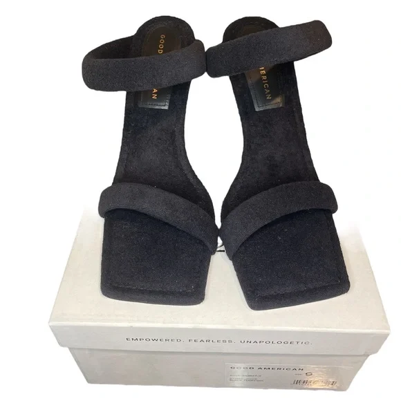 Good American black Terry heels - Picture 2 of 3